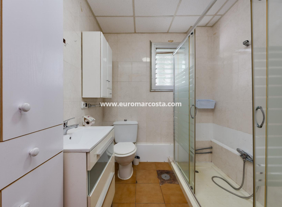Sale - Apartment / flat - Torrevieja - TORREVIEJA