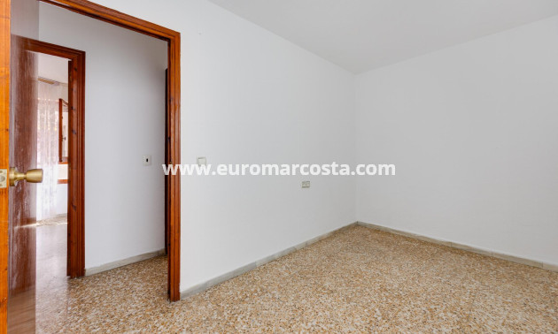 Sale - Apartment / flat - Torrevieja - TORREVIEJA