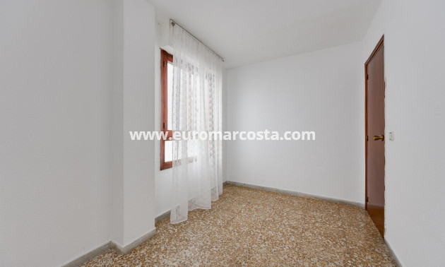 Sale - Apartment / flat - Torrevieja - TORREVIEJA