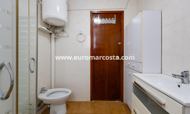 Sale - Apartment / flat - Torrevieja - TORREVIEJA