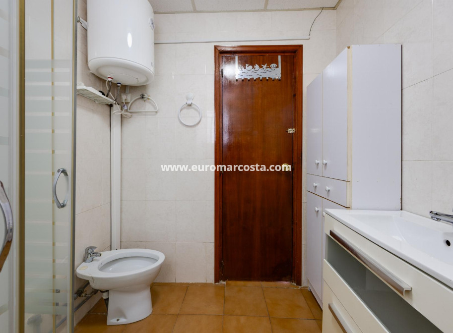 Sale - Apartment / flat - Torrevieja - TORREVIEJA