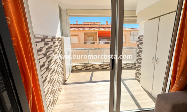 Venta - Apartamento / piso - Torrevieja - TORREVIEJA