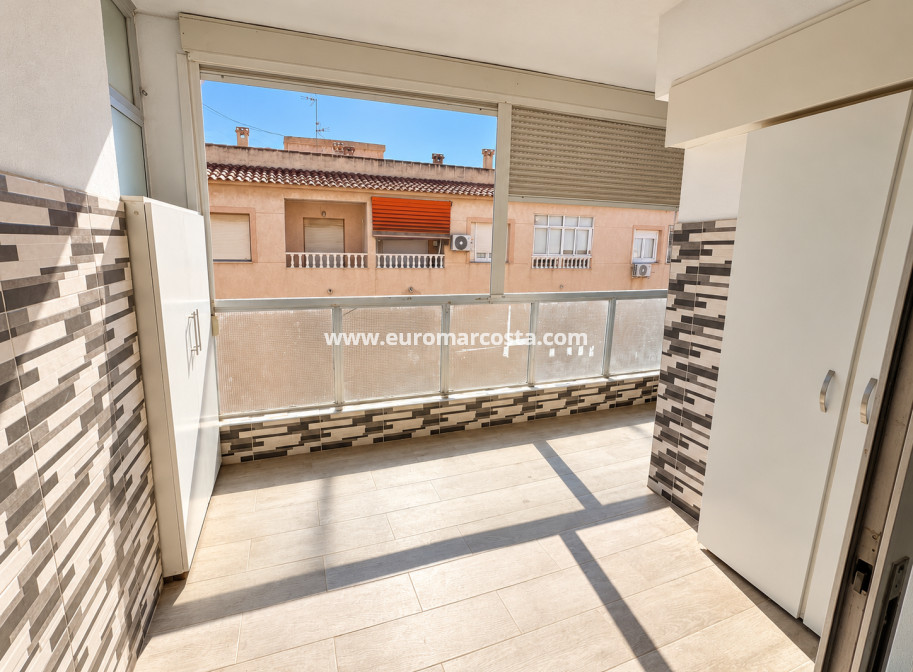 Venta - Apartamento / piso - Torrevieja - TORREVIEJA
