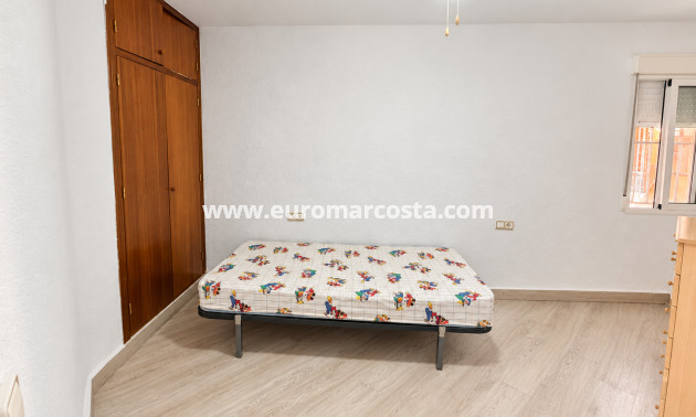 Venta - Apartamento / piso - Torrevieja - TORREVIEJA