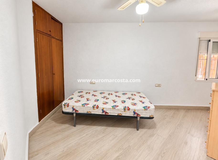 Venta - Apartamento / piso - Torrevieja - TORREVIEJA