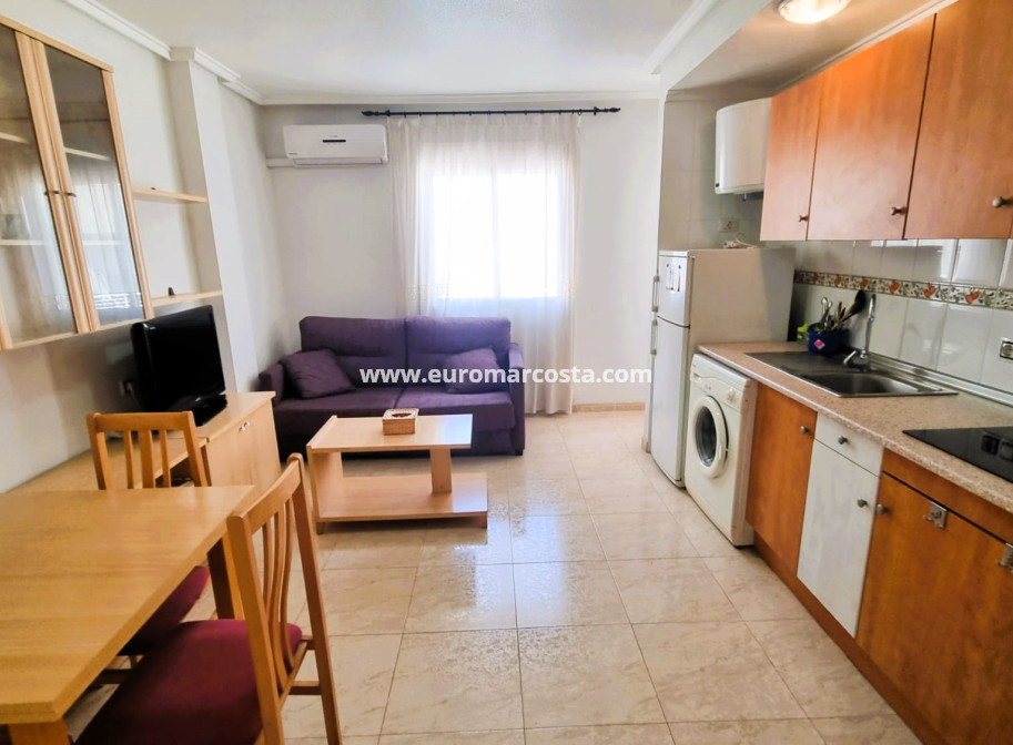 Venta - Apartamento / piso - Torrevieja - TORREVIEJA