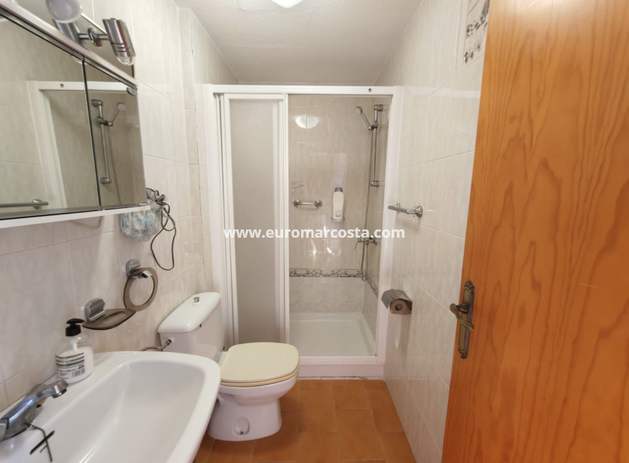 Sale - Apartment / flat - La Mata