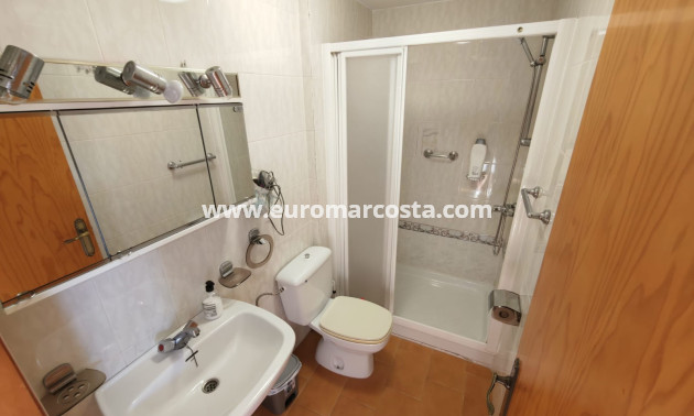 Sale - Apartment / flat - La Mata