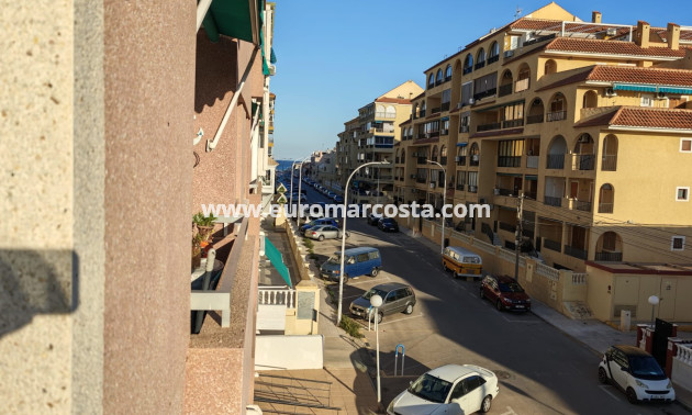 Sale - Apartment / flat - La Mata