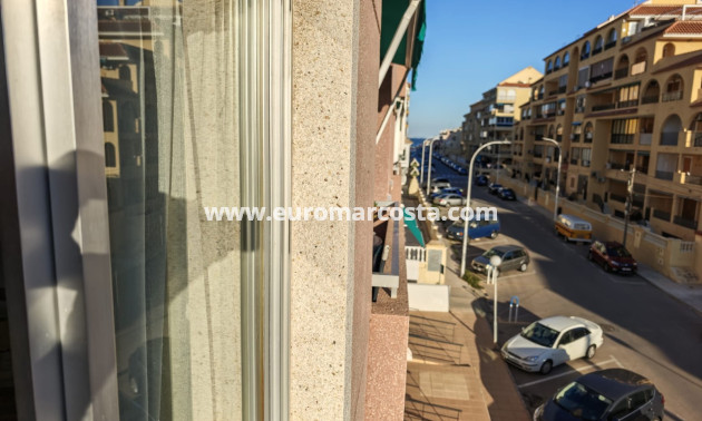 Sale - Apartment / flat - La Mata