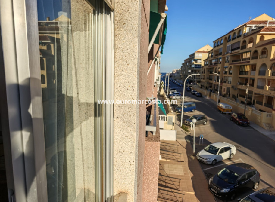 Sale - Apartment / flat - La Mata