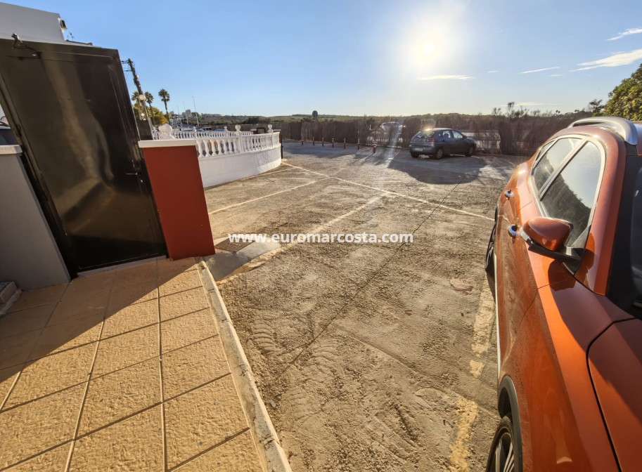 Sale - Apartment / flat - La Mata