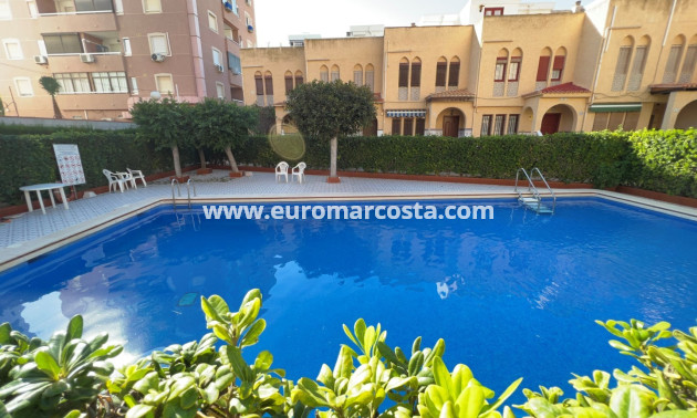 Sale - Apartment / flat - La Mata