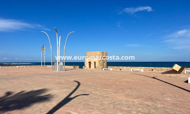 Sale - Apartment / flat - La Mata