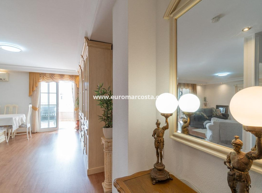 Objekte zum Wiederverkauf - Penthouse - Torrevieja - TORREVIEJA