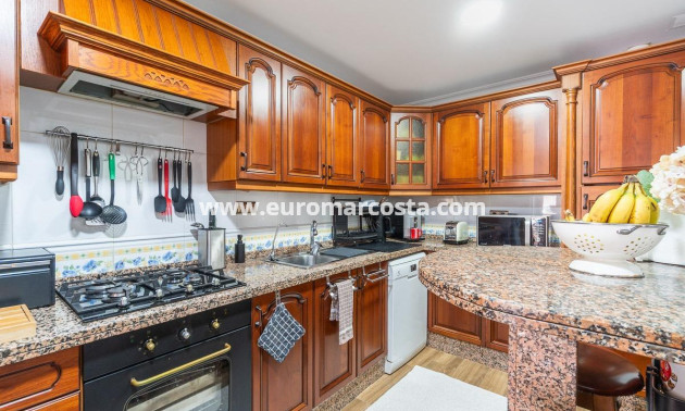 Objekte zum Wiederverkauf - Penthouse - Torrevieja - TORREVIEJA