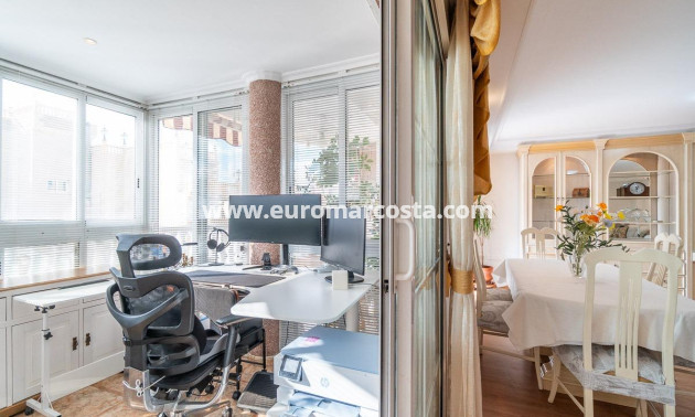 Objekte zum Wiederverkauf - Penthouse - Torrevieja - TORREVIEJA