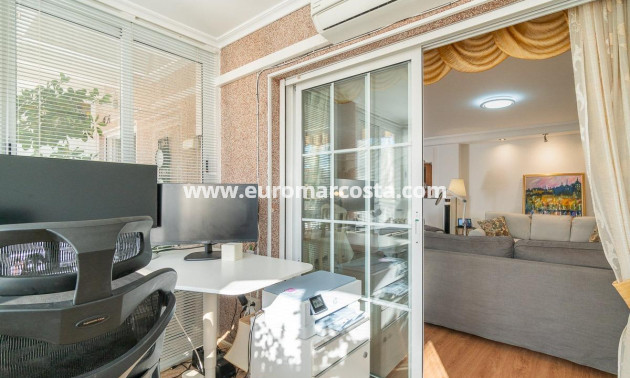 Objekte zum Wiederverkauf - Penthouse - Torrevieja - TORREVIEJA