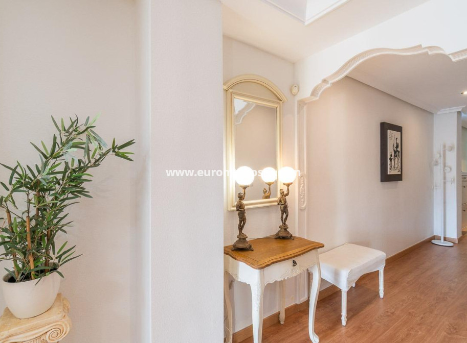 Objekte zum Wiederverkauf - Penthouse - Torrevieja - TORREVIEJA