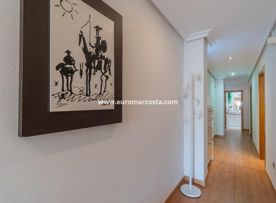 Objekte zum Wiederverkauf - Penthouse - Torrevieja - TORREVIEJA