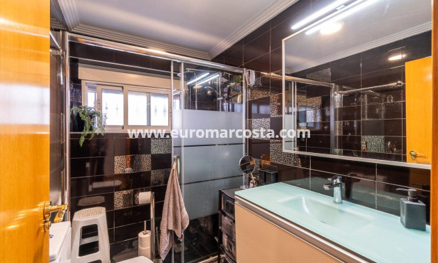 Objekte zum Wiederverkauf - Penthouse - Torrevieja - TORREVIEJA