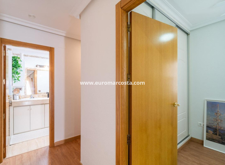 Objekte zum Wiederverkauf - Penthouse - Torrevieja - TORREVIEJA
