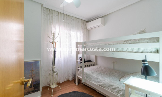 Objekte zum Wiederverkauf - Penthouse - Torrevieja - TORREVIEJA