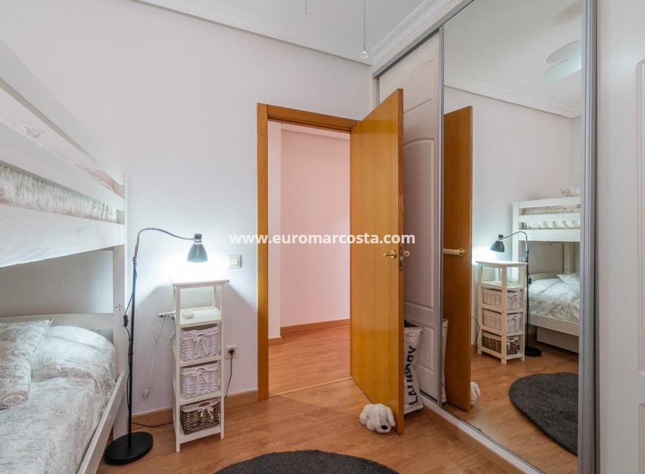 Objekte zum Wiederverkauf - Penthouse - Torrevieja - TORREVIEJA