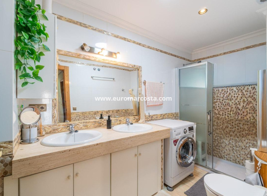 Objekte zum Wiederverkauf - Penthouse - Torrevieja - TORREVIEJA