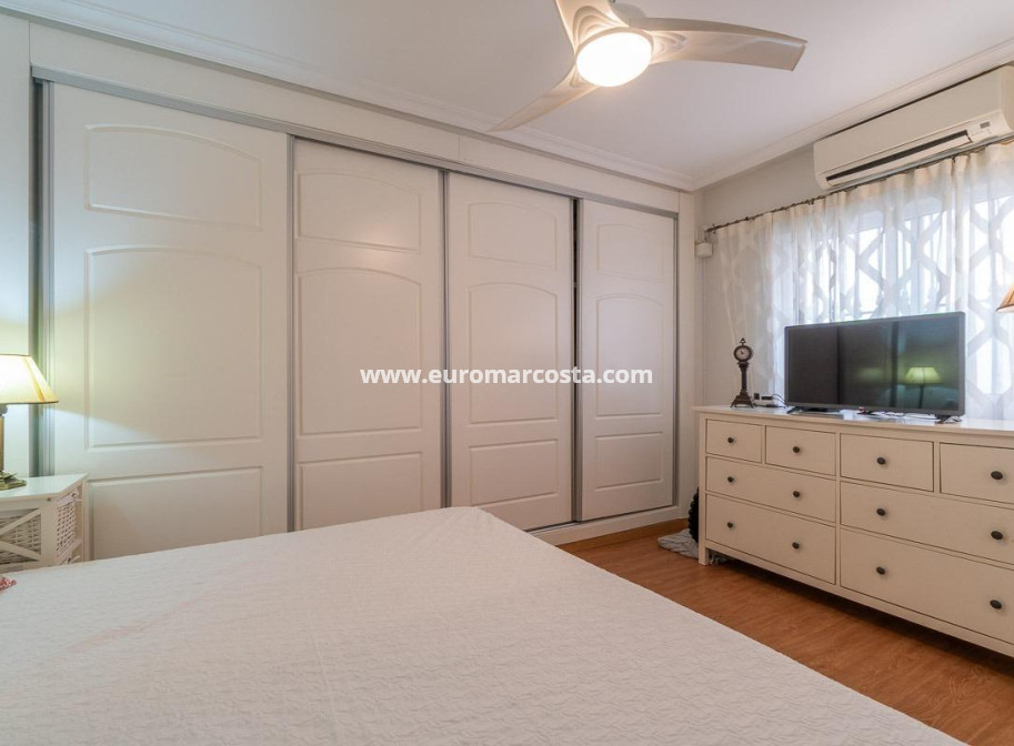 Objekte zum Wiederverkauf - Penthouse - Torrevieja - TORREVIEJA