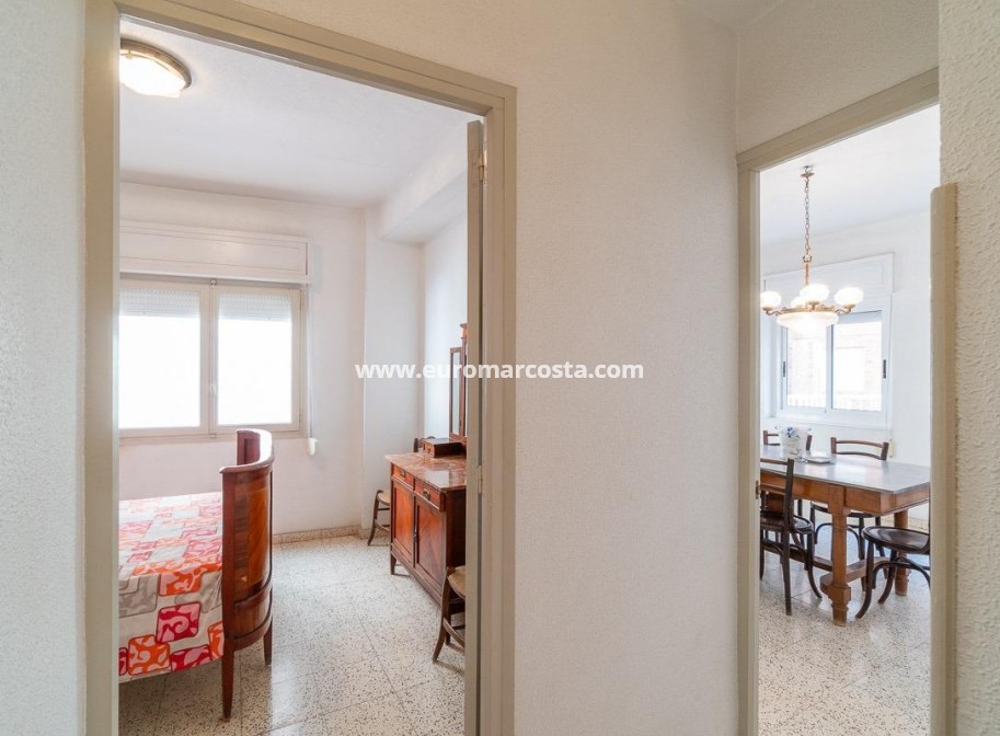 Sale - Apartment / flat - Torrevieja - TORREVIEJA
