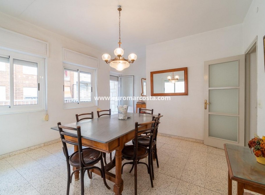 Sale - Apartment / flat - Torrevieja - TORREVIEJA