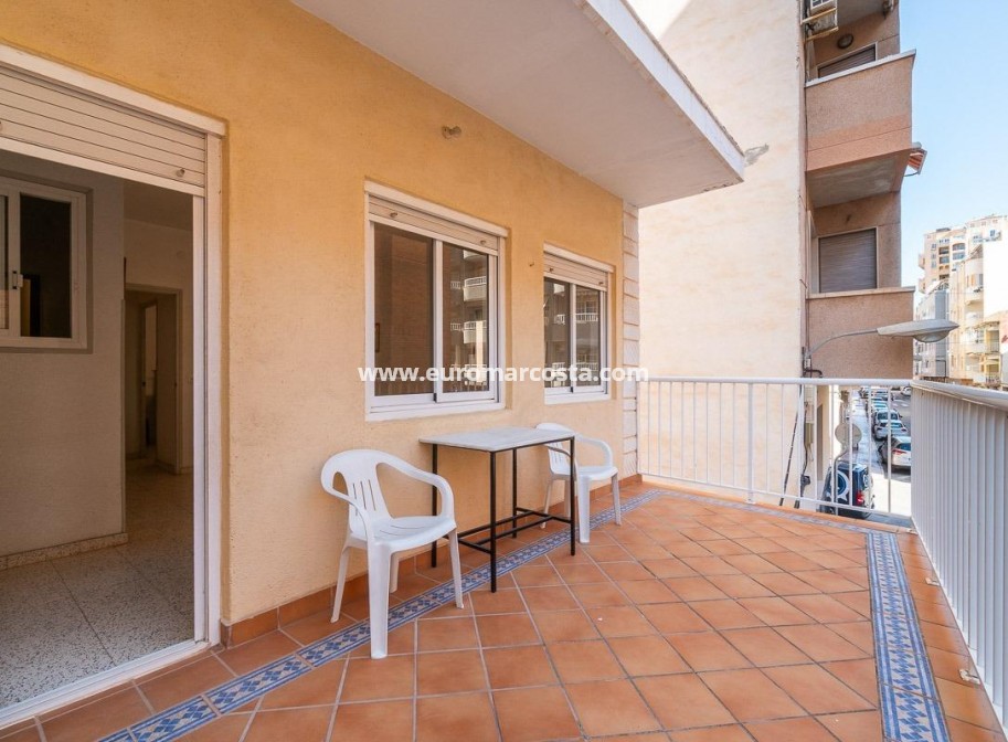 Sale - Apartment / flat - Torrevieja - TORREVIEJA
