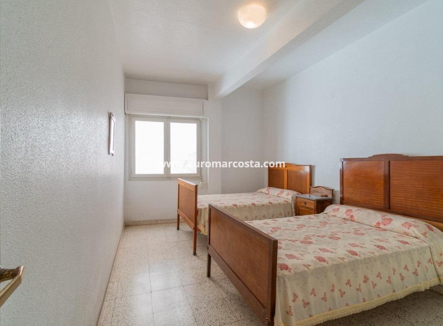 Sale - Apartment / flat - Torrevieja - TORREVIEJA