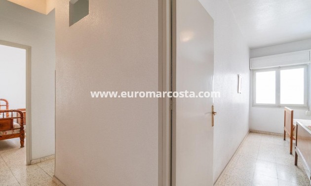 Sale - Apartment / flat - Torrevieja - TORREVIEJA