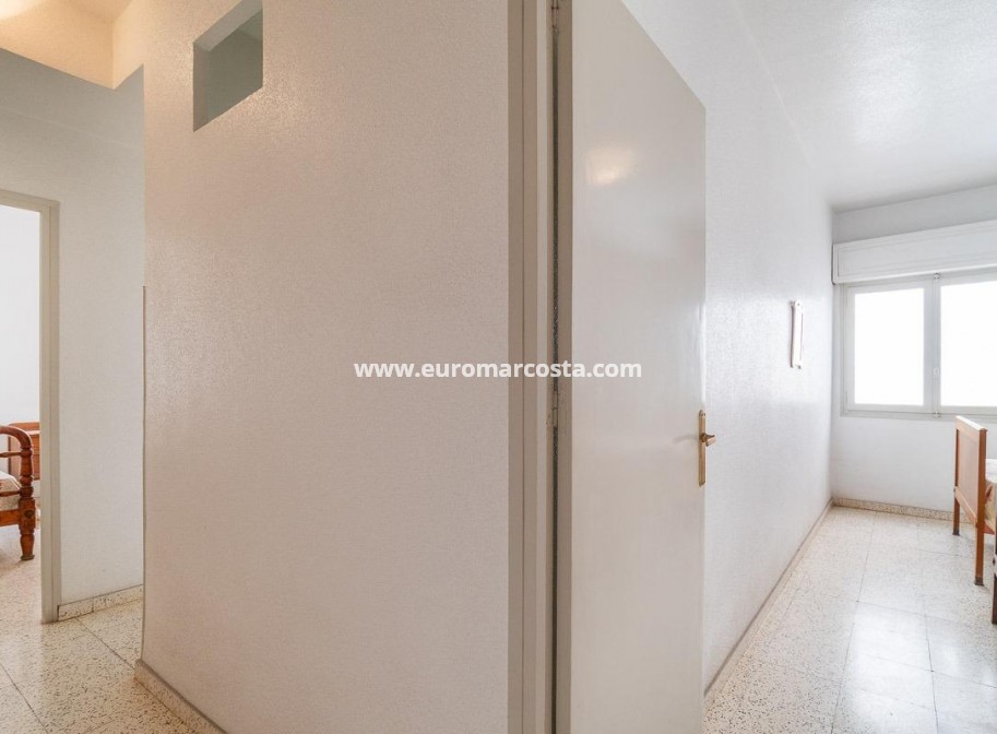 Sale - Apartment / flat - Torrevieja - TORREVIEJA