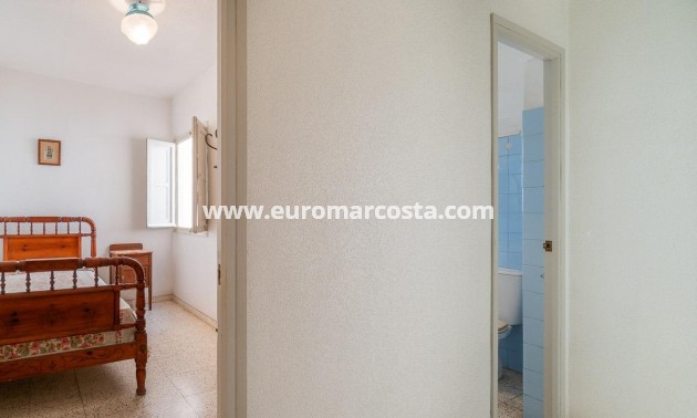 Sale - Apartment / flat - Torrevieja - TORREVIEJA