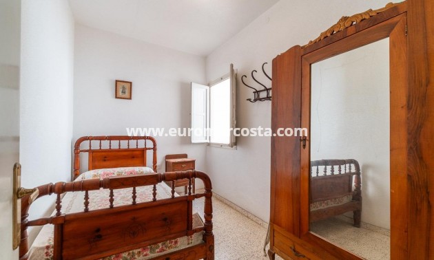 Sale - Apartment / flat - Torrevieja - TORREVIEJA