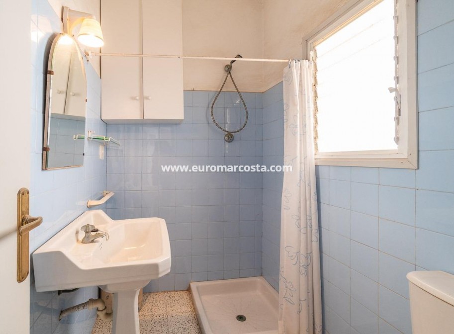 Sale - Apartment / flat - Torrevieja - TORREVIEJA