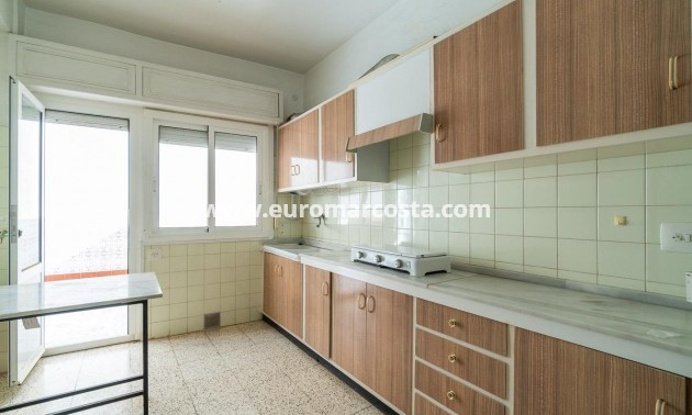 Sale - Apartment / flat - Torrevieja - TORREVIEJA