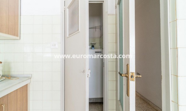 Sale - Apartment / flat - Torrevieja - TORREVIEJA