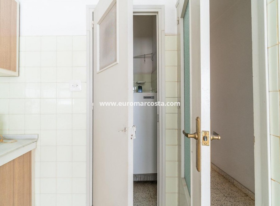 Sale - Apartment / flat - Torrevieja - TORREVIEJA