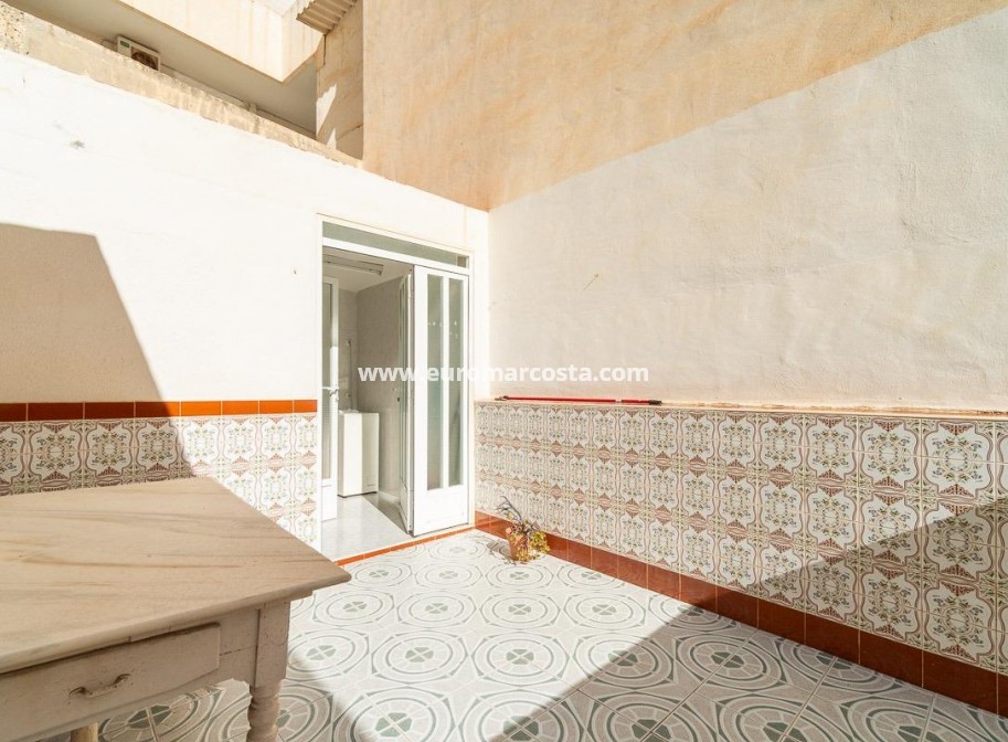 Sale - Apartment / flat - Torrevieja - TORREVIEJA