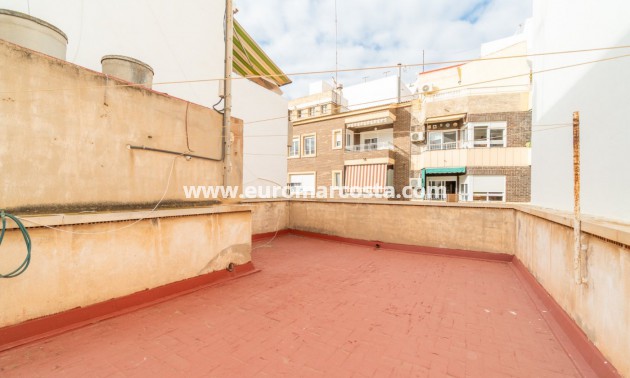 Sale - Building - Torrevieja - TORREVIEJA