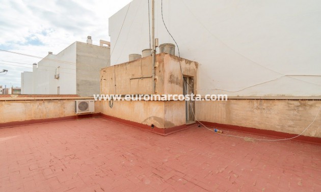 Sale - Building - Torrevieja - TORREVIEJA