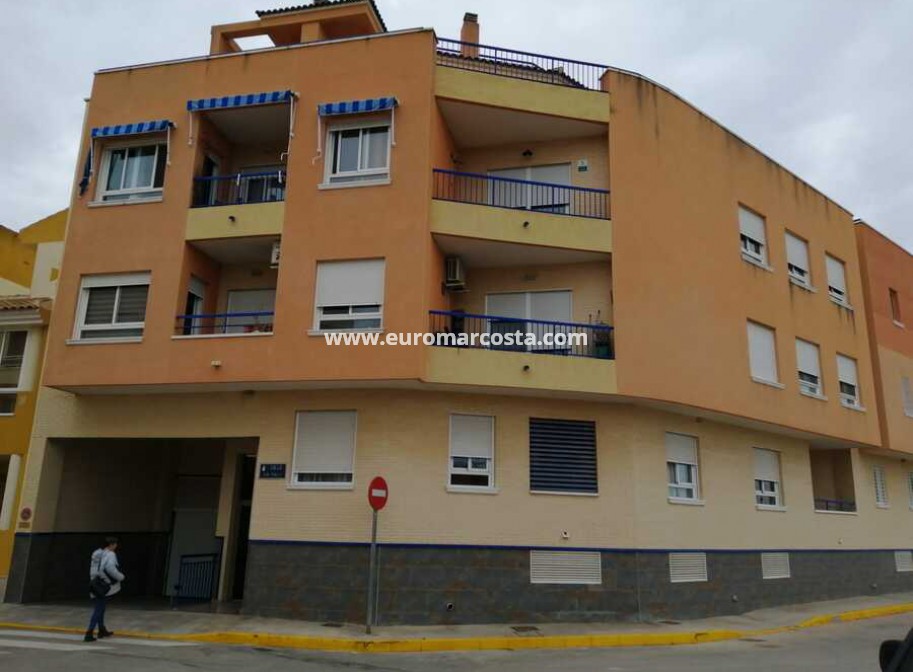 Objekte zum Wiederverkauf - Wohnung - Formentera del Segura