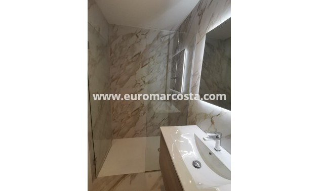 New Build - Apartment / flat - Guardamar del Segura