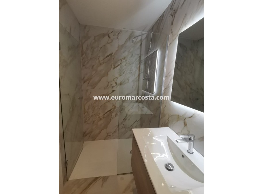 New Build - Apartment / flat - Guardamar del Segura