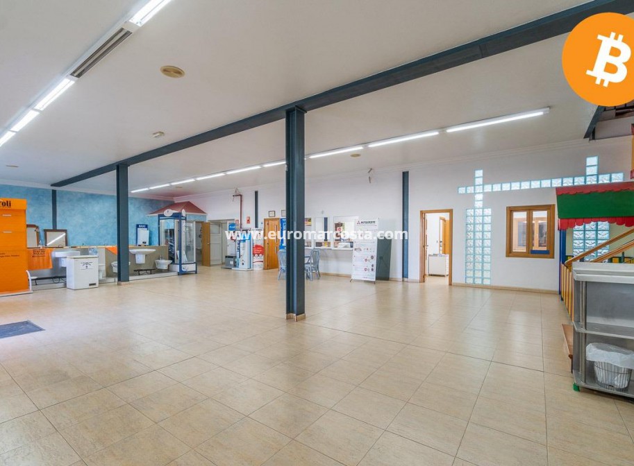 Sale - Industrial unit - Pilar de la Horadada