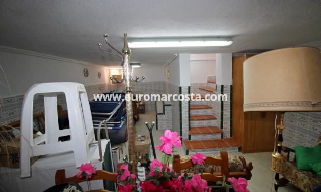 Objekte zum Wiederverkauf - Doppelhaus - Torrevieja - La Mata